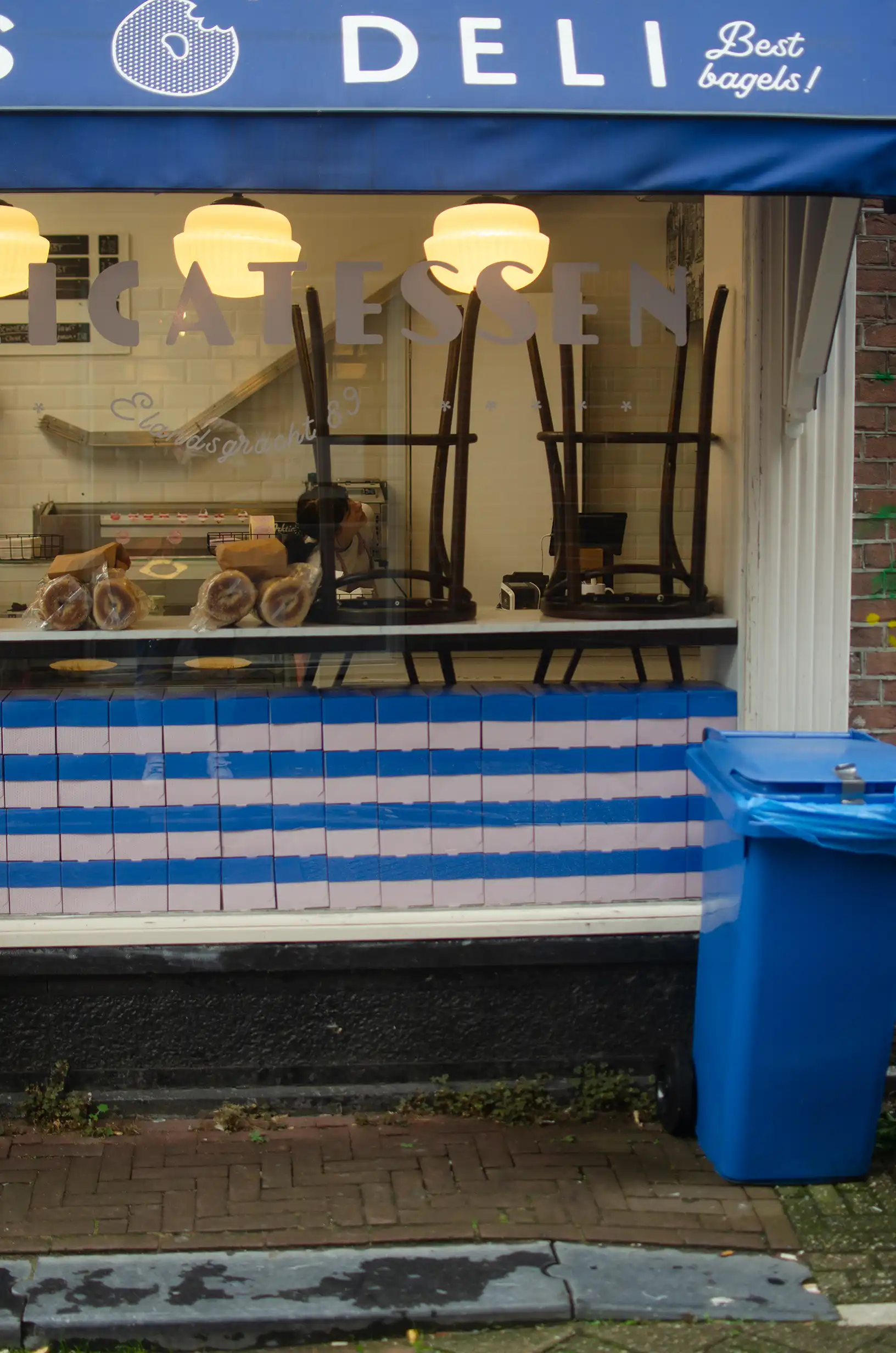 amsterdam/Amsterdam-013-3264 x 4928.webp